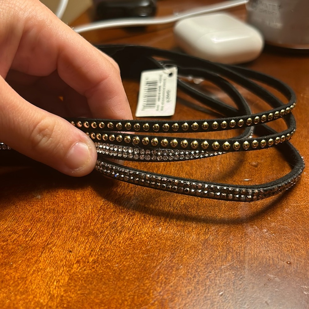 Choker necklace